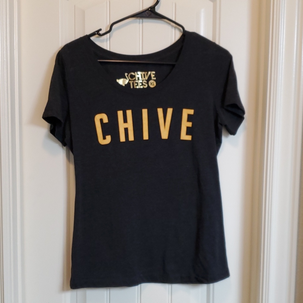 Chive Tee